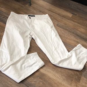 White carbon jogging style khaki pants size 32